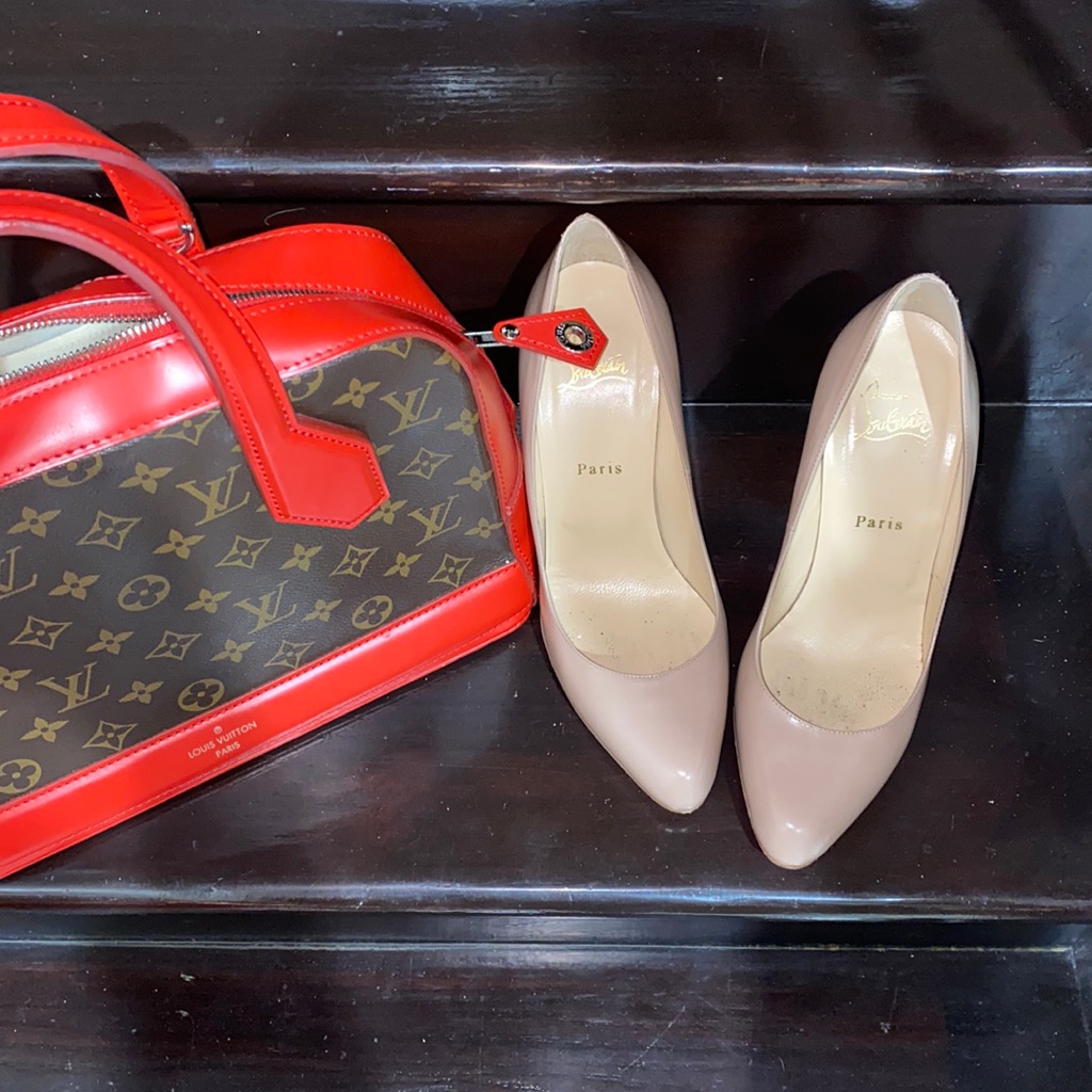 Christian Louboutins Nude